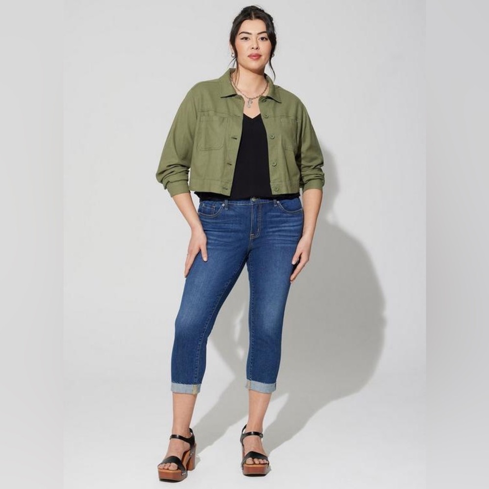 Torrid Crop Boyfriend Vintage Stretch